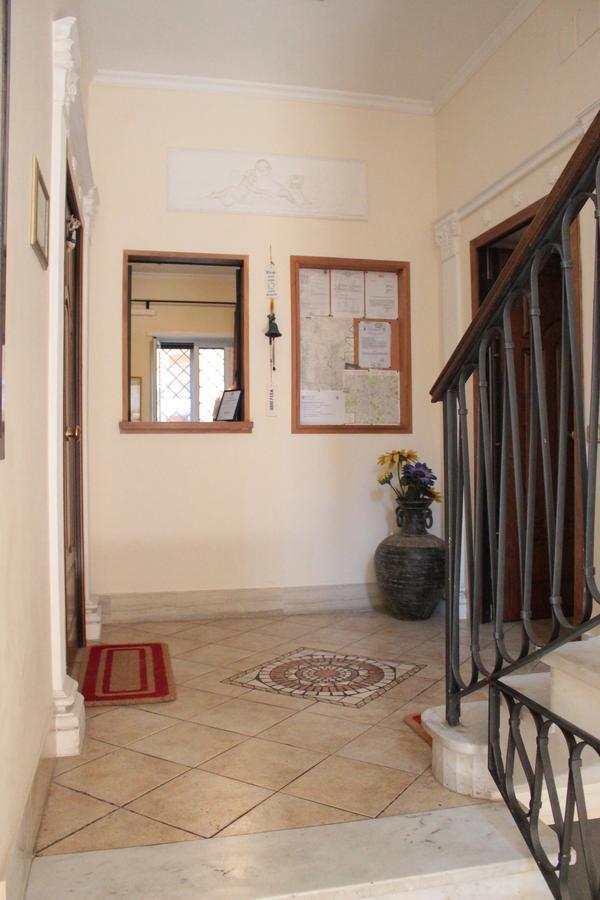 Ianus Guest House Rome Bagian luar foto