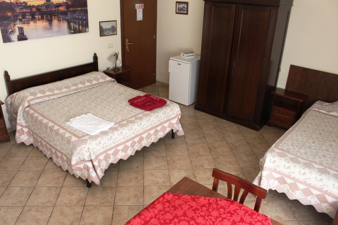 Ianus Guest House Rome Bagian luar foto